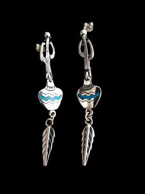 VINTAGE 1992 Southwest Native Chipped Turquoise Cactus Earrings - Signed / Stamp